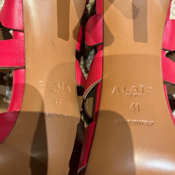 Alaia - Picture 4 of 4